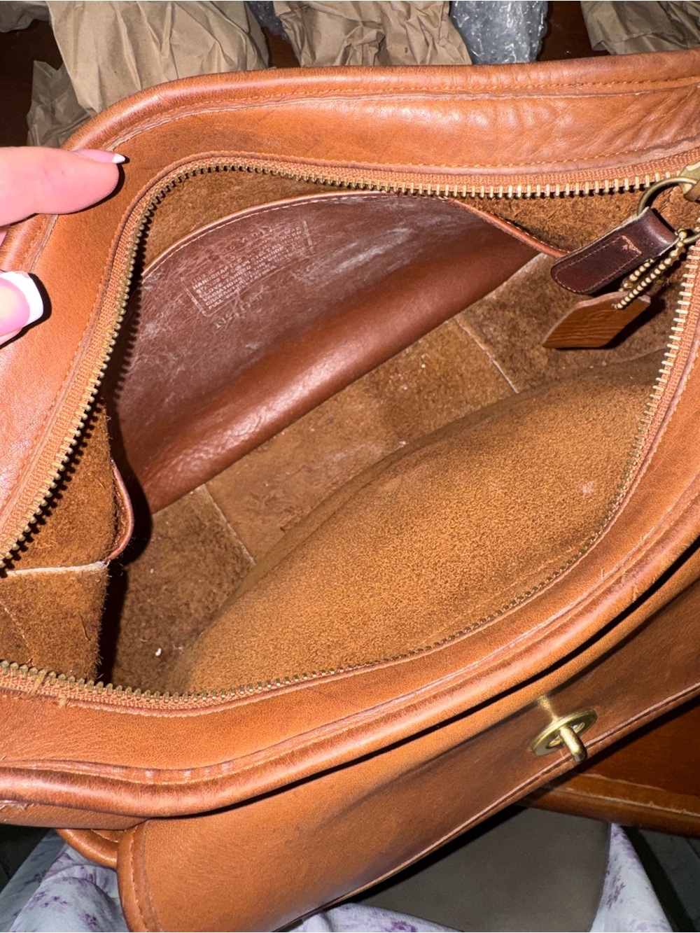 Coach Taft Vintage Crossbody Bag - Picture 9 of 12